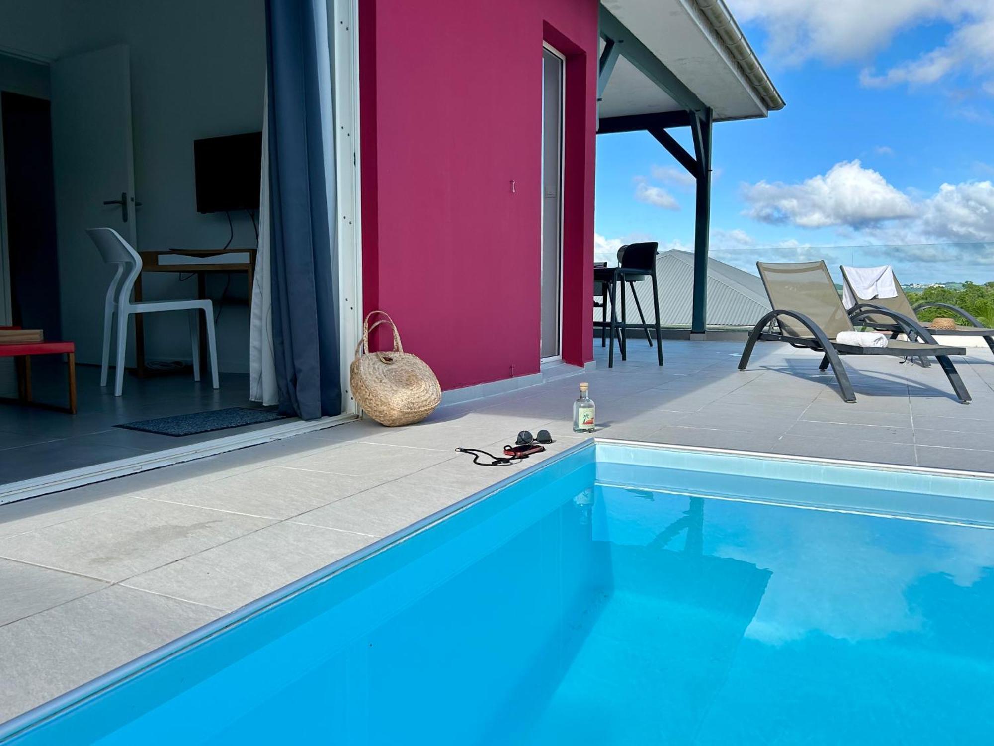 La Villa Jalna Grenadine Deux Chambres Et Piscine Privee Ле-Труа-Іле Екстер'єр фото